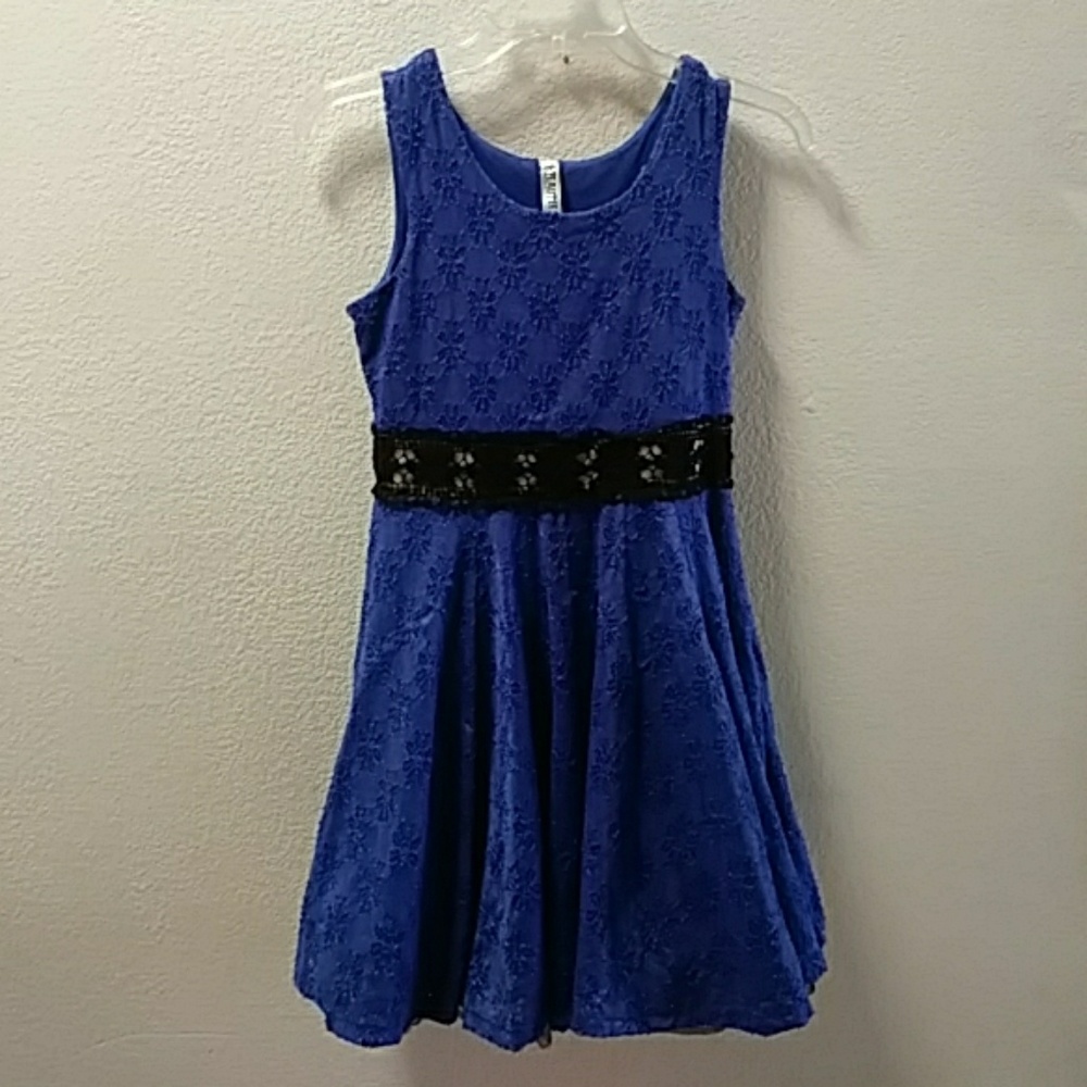 Royal blue mid dress size 12 tweens size